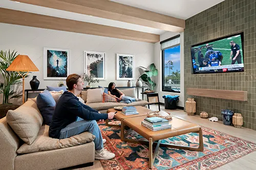 Friends at Nine 31 near UF